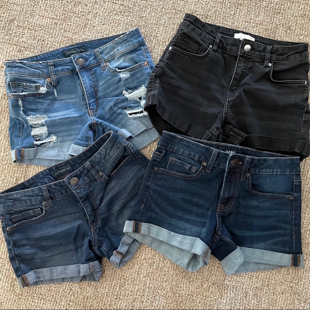 Denim shorts! Ready for summer! ☀️ 💕